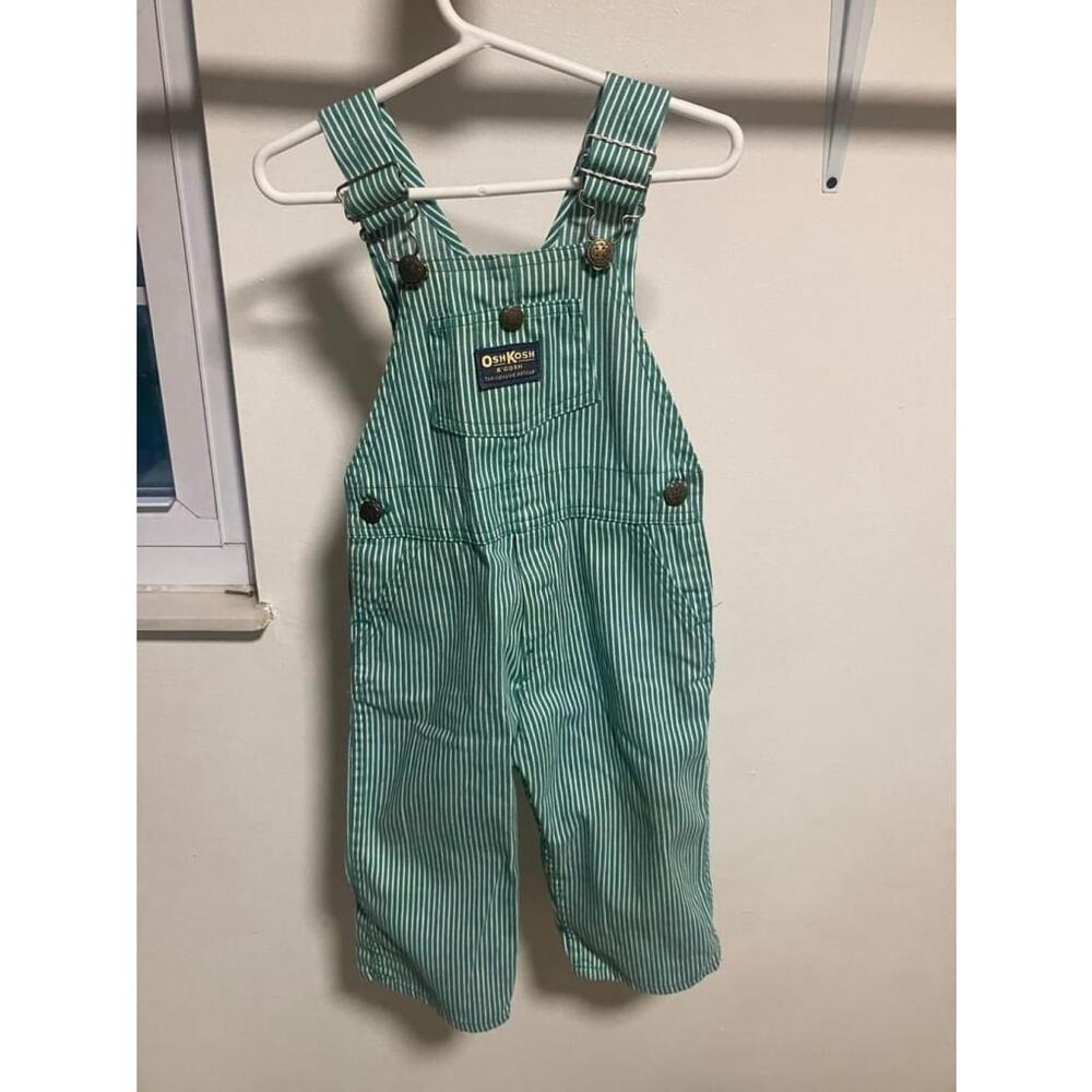 Overalls LIKE NEW VINTAGE oshkosh b’gosh 4T